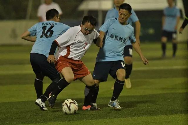 杜兰特37分太阳胜骑士 东契奇三双独行侠擒牛