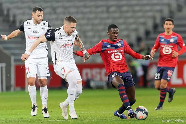 爱德华兹逆天隔扣狼队克爵士 国王加时擒灰熊