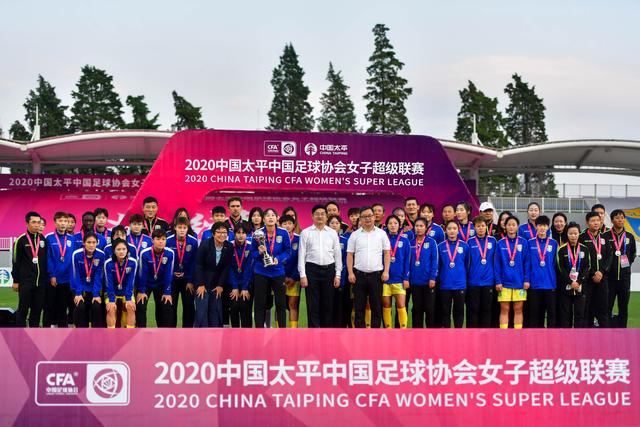 西卡25分布伦森31分 步行者克尼克斯3-3进抢七